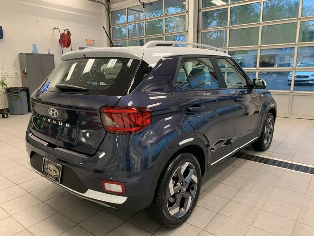 2026 Hyundai Venue SEL w/Two-Tone Roof