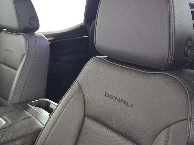 2022 GMC Sierra 1500 4WD Crew Cab Short Box Denali