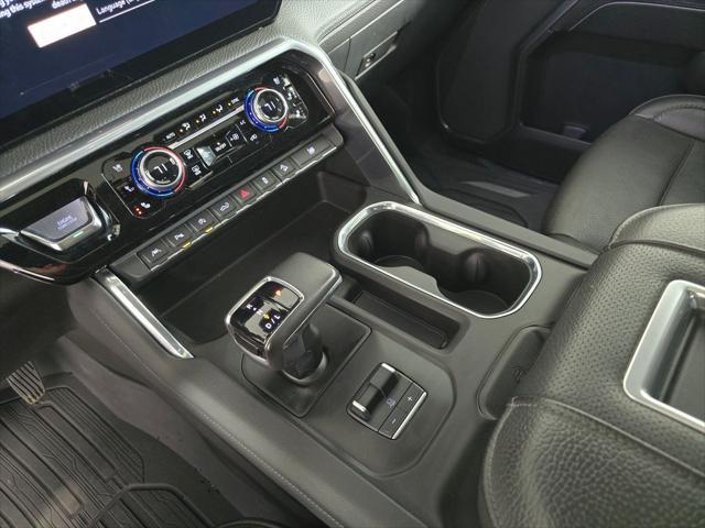 2022 GMC Sierra 1500 4WD Crew Cab Short Box Denali