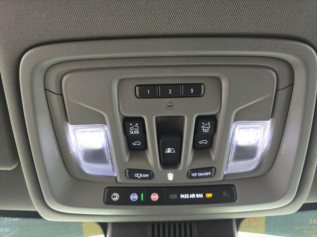 2022 GMC Sierra 1500 4WD Crew Cab Short Box Denali