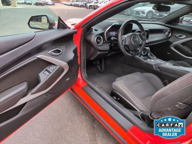 2021 Chevrolet Camaro RWD Convertible LT1