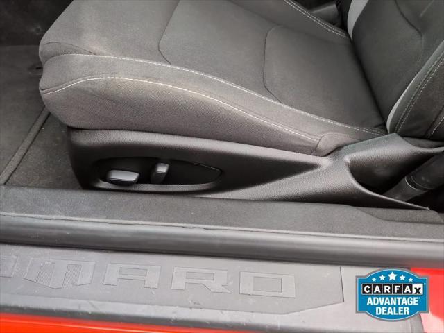 2021 Chevrolet Camaro RWD Convertible LT1