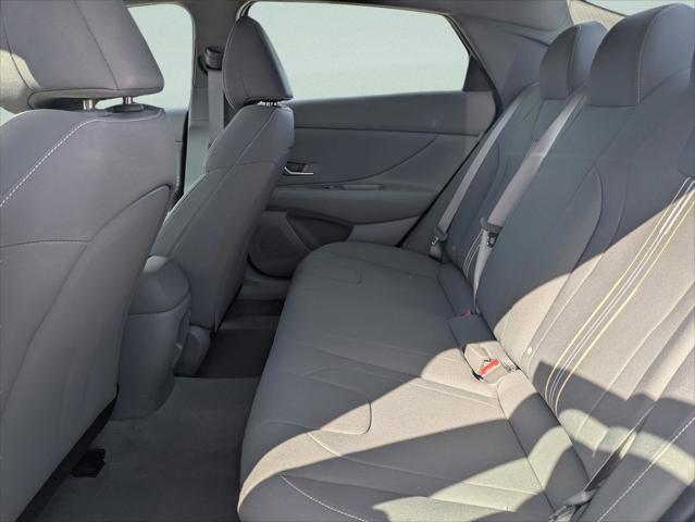 2026 Hyundai Elantra SEL Sport