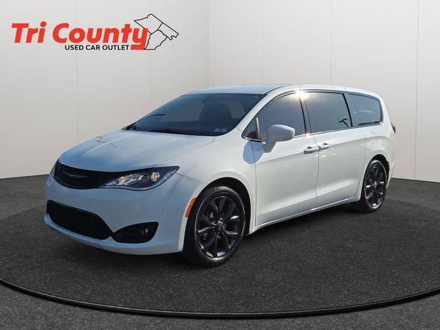 2019 Chrysler Pacifica Touring Plus 2019 Chrysler Pacifica Touring Plus