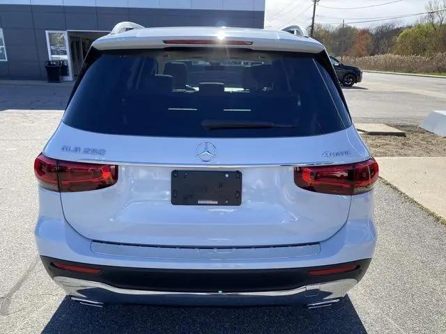 2023 Mercedes-Benz GLB 4MATIC