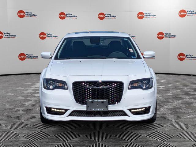 2023 Chrysler 300 Touring L