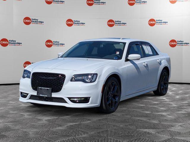 2023 Chrysler 300 Touring L
