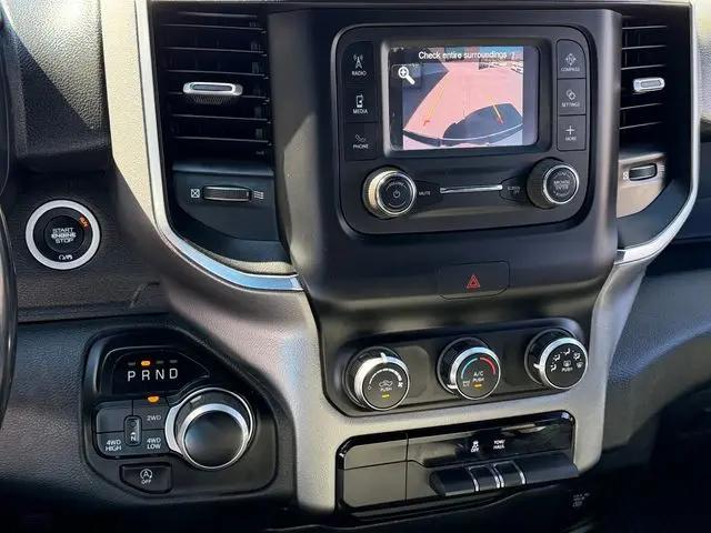 2024 Ram 1500 Big Horn Crew Cab 4x4 5'7" Box