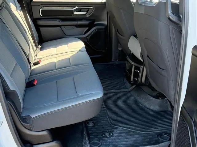 2024 Ram 1500 Big Horn Crew Cab 4x4 5'7" Box