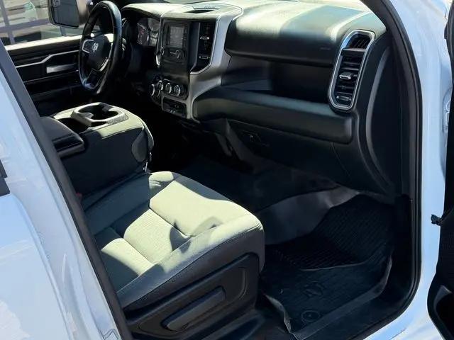 2024 Ram 1500 Big Horn Crew Cab 4x4 5'7" Box