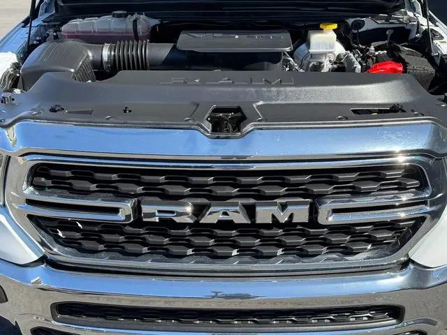 2024 Ram 1500 Big Horn Crew Cab 4x4 5'7" Box
