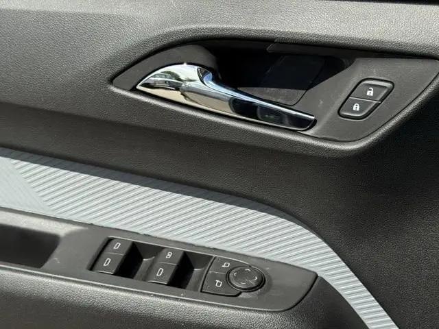 2027 Chevrolet Bolt LT FWD