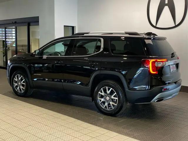2023 GMC Acadia AWD SLT