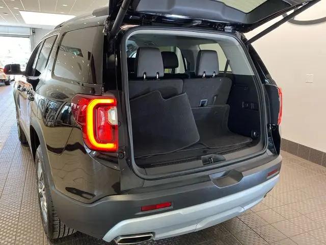 2023 GMC Acadia AWD SLT