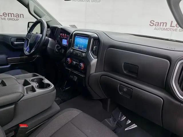 2022 Chevrolet Silverado 1500 4WD Crew Cab Short Bed RST