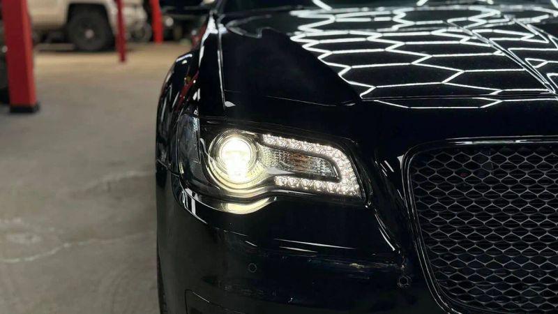 2023 Chrysler 300 300C