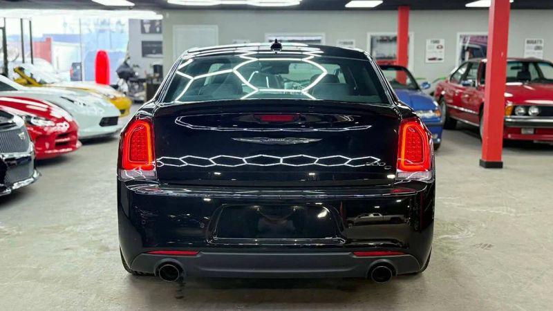 2023 Chrysler 300 300C