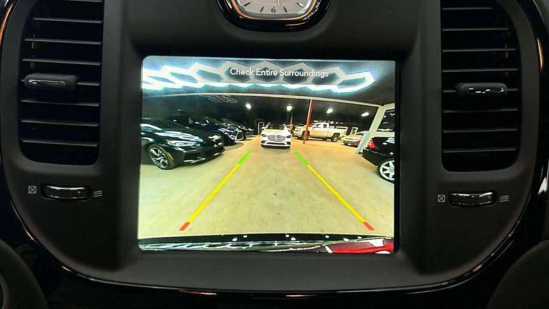 2023 Chrysler 300 300C