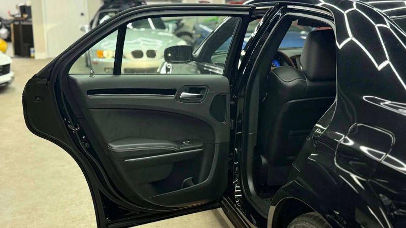 2023 Chrysler 300 300C