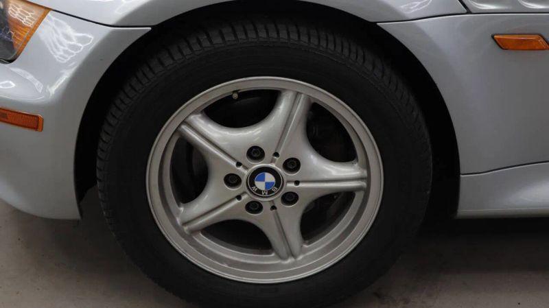 1997 BMW Z3 1.9L Roadster
