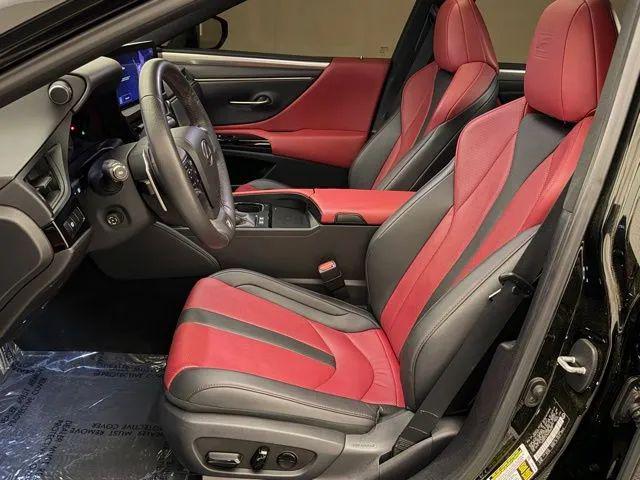 2023 Lexus ES 300h F SPORT Handling