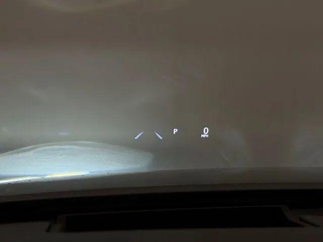 2023 Lexus ES 300h F SPORT Handling