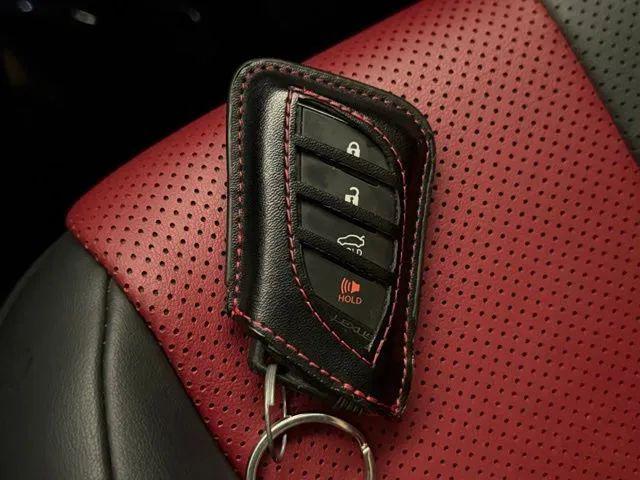 2023 Lexus ES 300h F SPORT Handling