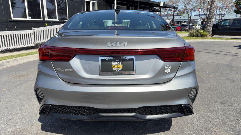 2022 Kia Forte LXS