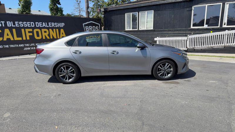 2022 Kia Forte LXS
