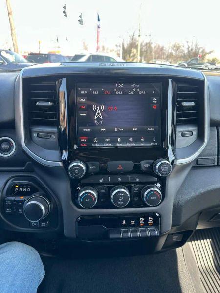 2019 Ram 1500 Big Horn/Lone Star Crew Cab 4x4 5'7" Box