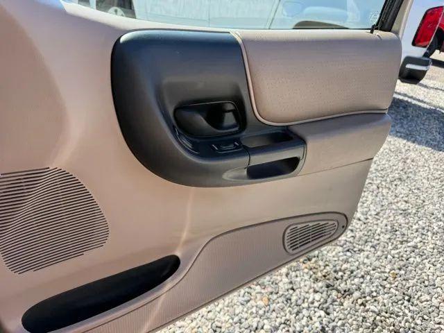 2000 Ford Ranger Base