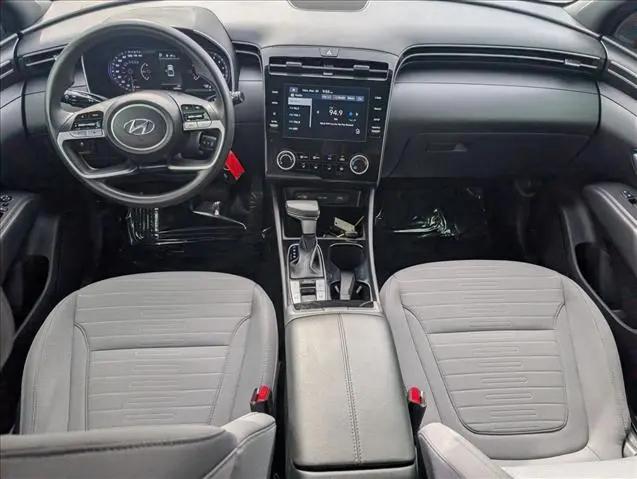 2023 Hyundai Santa Cruz SE