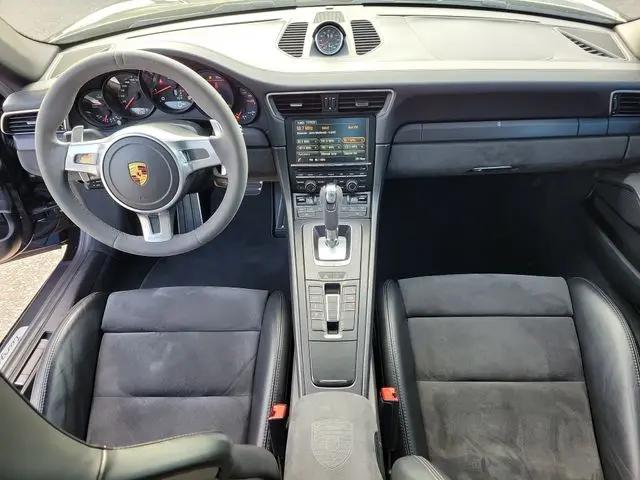 2016 Porsche 911 Targa 4 GTS