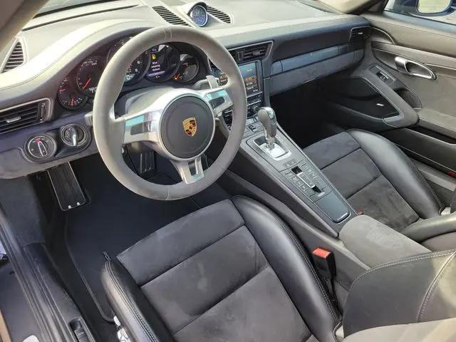 2016 Porsche 911 Targa 4 GTS