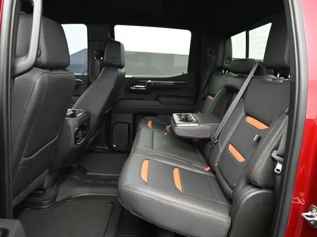 2022 GMC Sierra 1500 4WD Crew Cab Short Box AT4