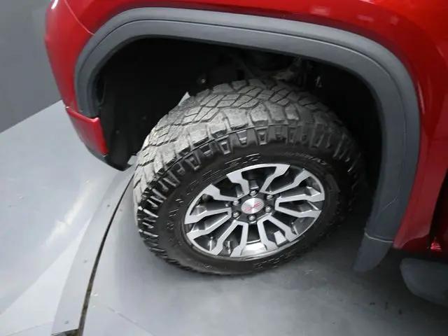 2022 GMC Sierra 1500 4WD Crew Cab Short Box AT4