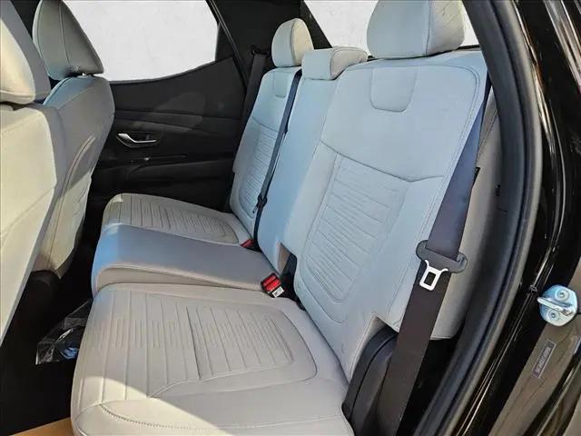 2026 Hyundai Santa Cruz SE