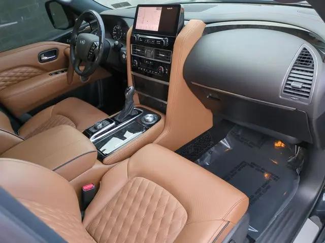 2024 INFINITI QX80 SENSORY AWD