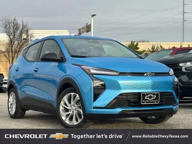 2027 Chevrolet Bolt LT FWD