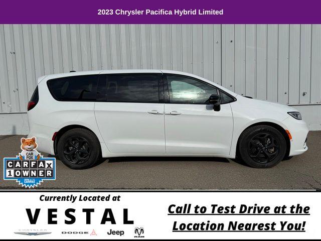 2023 Chrysler Pacifica Hybrid Limited