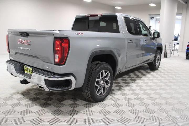 2026 GMC Sierra 1500 Crew Cab, Short Bed, SLE, 4WD