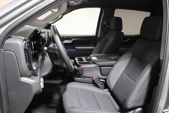 2026 GMC Sierra 1500 Crew Cab, Short Bed, SLE, 4WD