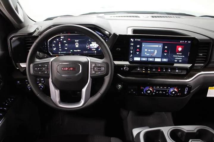 2026 GMC Sierra 1500 Crew Cab, Short Bed, SLE, 4WD