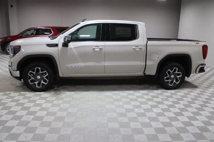 2026 GMC Sierra 1500 Crew Cab, Short Bed, SLE, 4WD