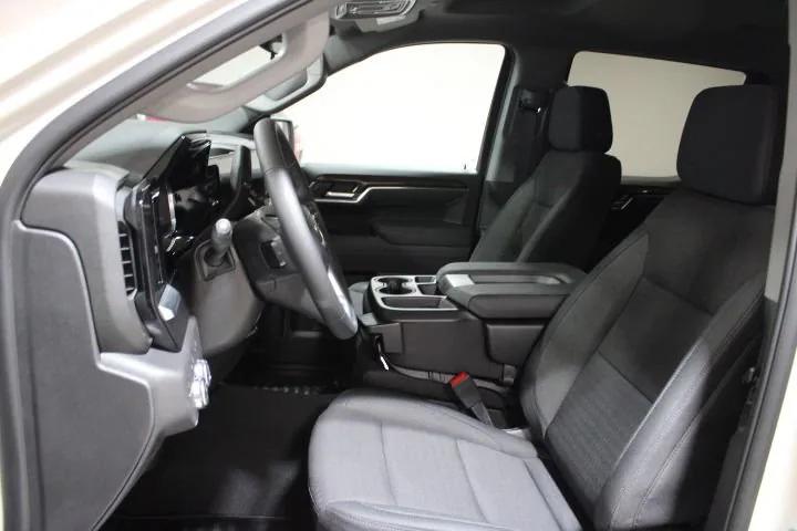 2026 GMC Sierra 1500 Crew Cab, Short Bed, SLE, 4WD