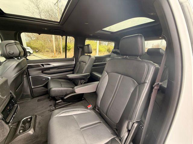 2023 Jeep Wagoneer Series II Carbide 4x4