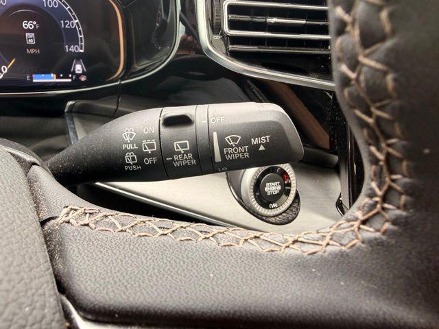 2023 Jeep Wagoneer Series II Carbide 4x4