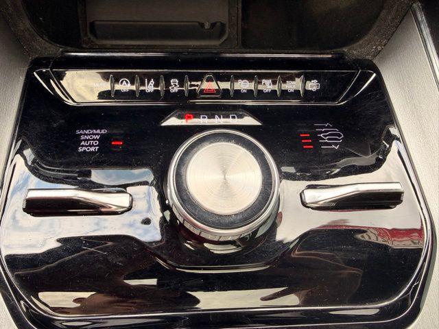 2023 Jeep Wagoneer Series II Carbide 4x4