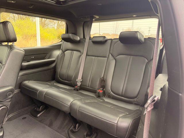 2023 Jeep Wagoneer Series II Carbide 4x4