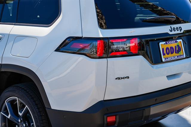 2026 Jeep Cherokee Overland 4x4